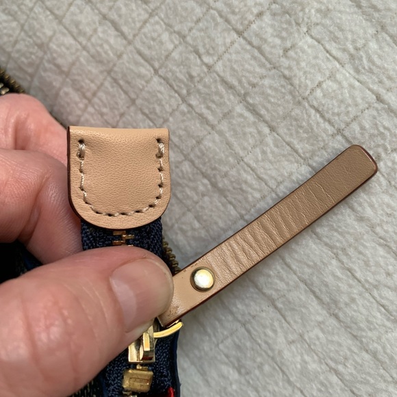 Kate Spade ‘ace of spades’ Adrianne pouch - Picture 11 of 12